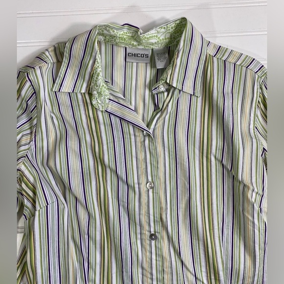 Chicos Size 1 Button Down Striped Blouse Womens Size Medium Purple White Green - Picture 4 of 13